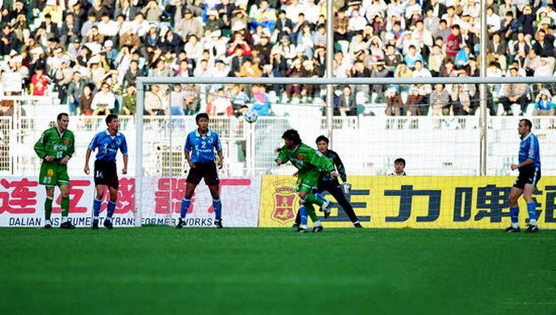 大连足球史上今天：1998年大连万达0-0北京国安，11连胜戛然而止