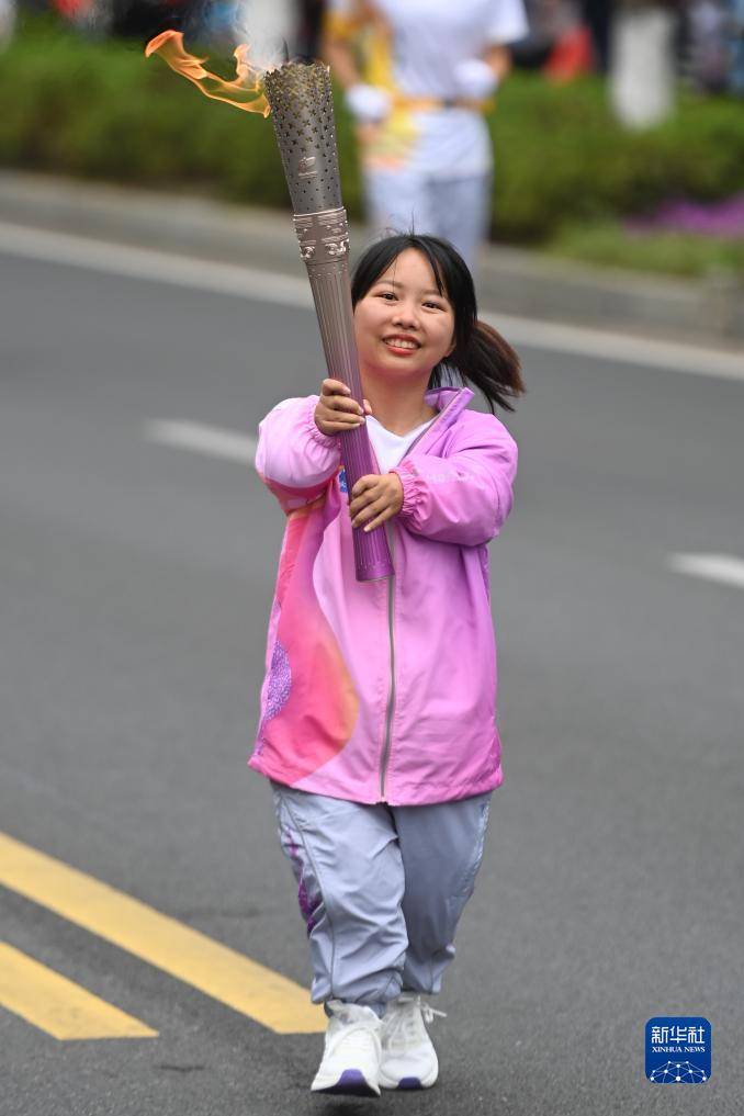 杭州亚残运会火炬传递启动杭州亚残运会！杭州亚残运会