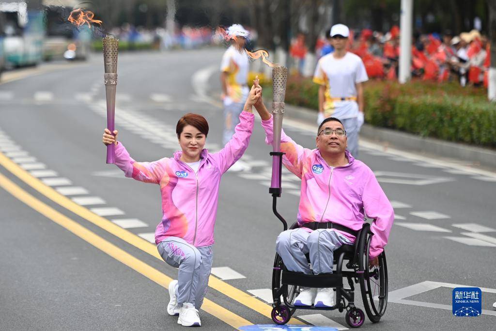 杭州亚残运会火炬传递启动杭州亚残运会！杭州亚残运会