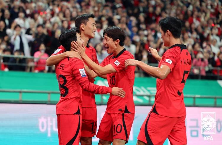 4-1！4-0！日本韩国双双取胜2026世界杯，剑指2026世界杯，中国男足尴尬了！！2026世界杯