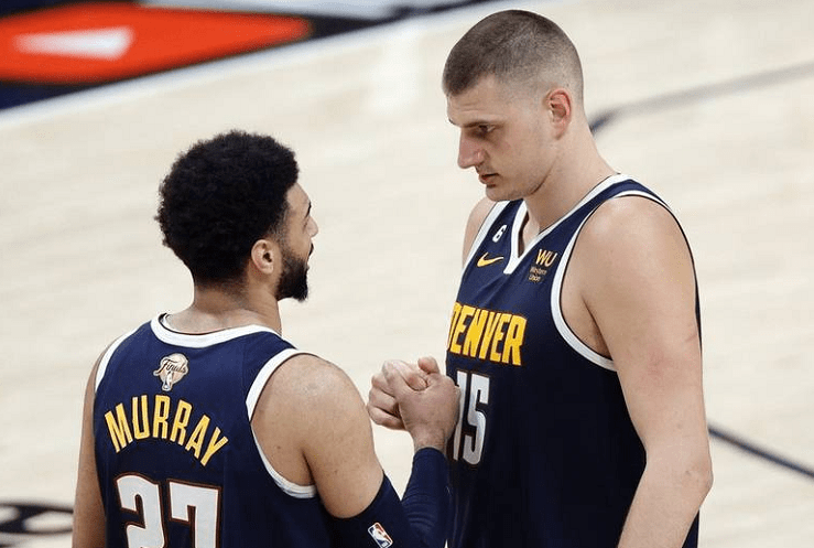 落后18分NBA，落后15分！湖人勇士内忧外患，NBA最强二人组诞生！NBA