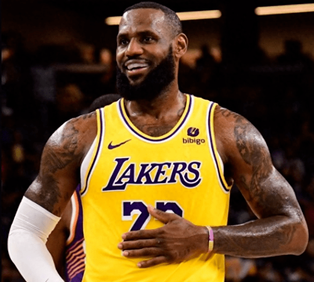 靠罚球拿8000分有多难？NBA仅4人做到 哈登最快2年实现NBA！NBA