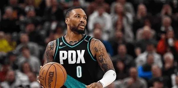 NBA热搜｜猛龙追逐利拉德 雄鹿有意希尔德 韦德接受采访雄鹿！雄鹿