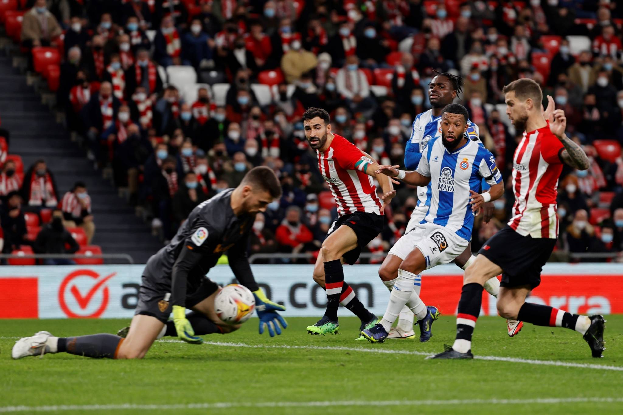 西班牙足球甲级联赛（La Liga）前瞻：阿拉维斯 对阵 毕尔巴鄂竞技毕尔巴鄂竞技，升班马能否捍卫主场？莱切 对阵 热那亚！毕尔巴鄂竞技