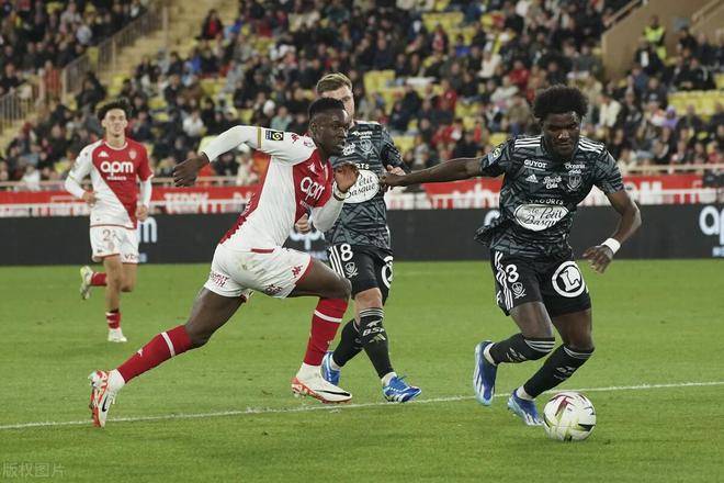 法甲（Ligue 1）：布雷斯特vs斯特拉斯堡 赛事前瞻 冲八红布雷斯特！布雷斯特