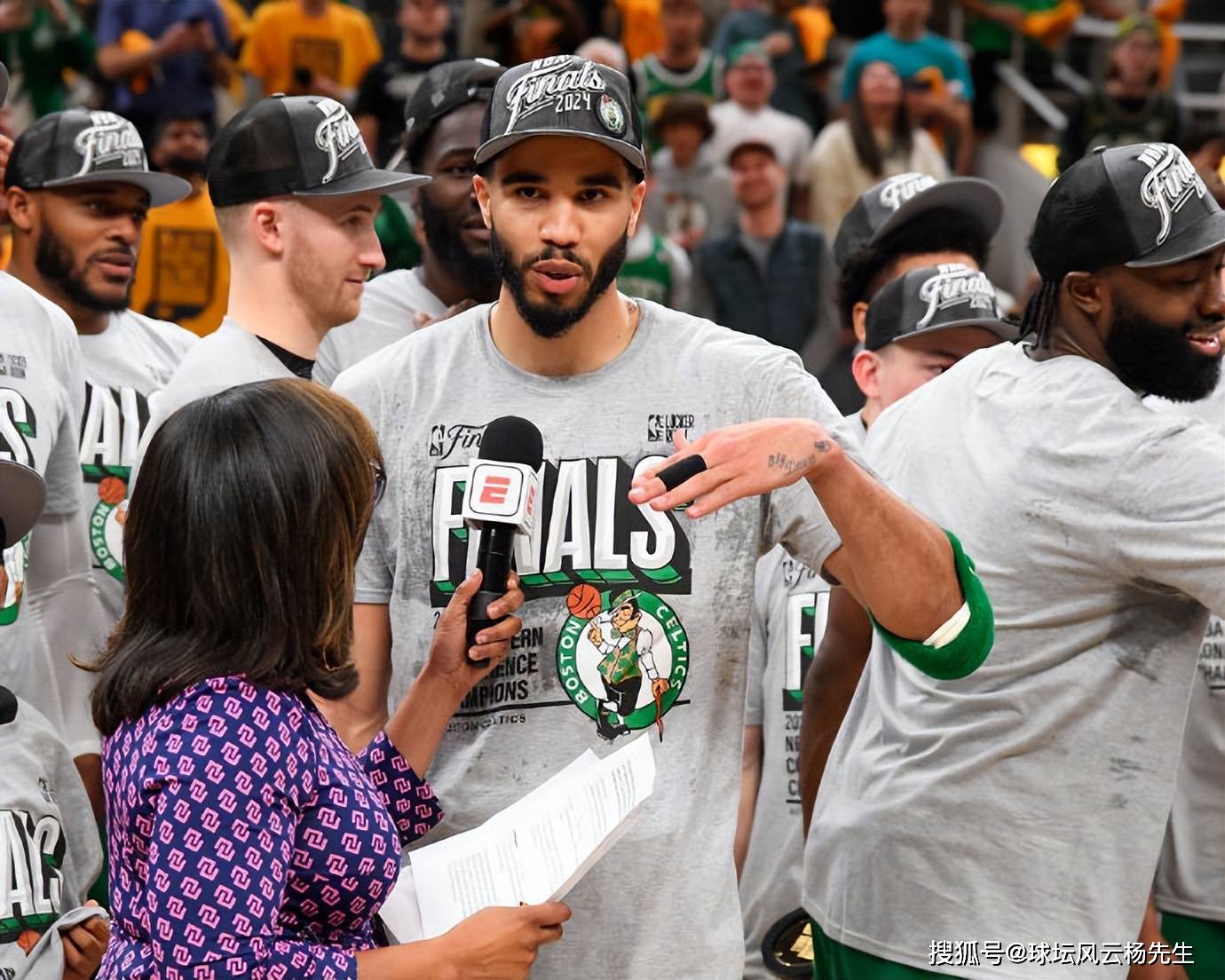 NBA东部决赛，凯尔特人105-102险胜步行者，凯尔特人4-0横扫步行者晋级总决赛