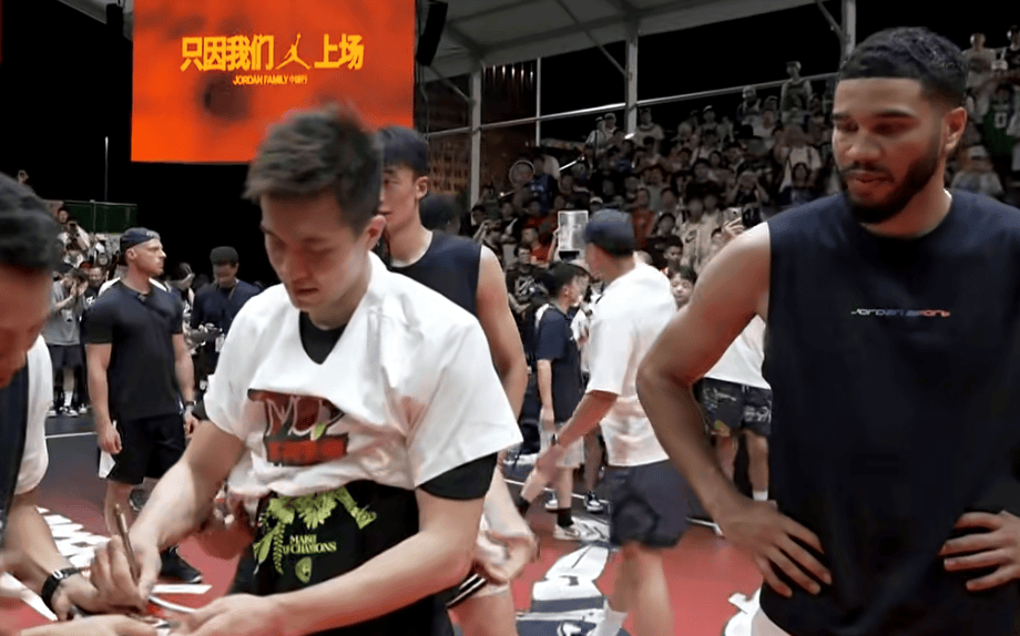 郭艾伦力压塔图姆东契奇拿下MOP！4大NBA超巨服了，辽篮后悔吗？