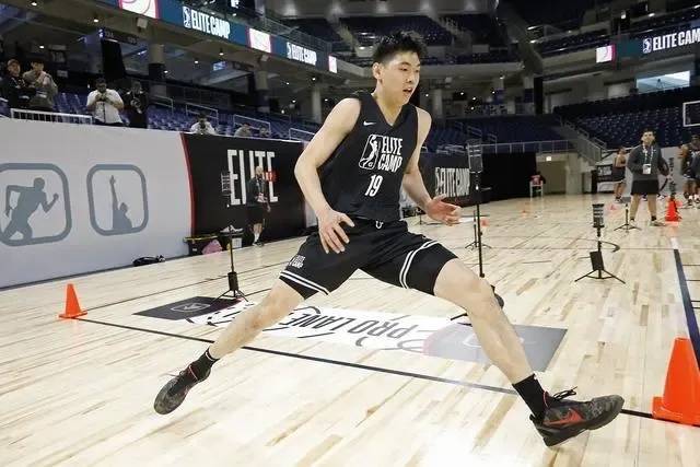 终于，NBA球队又签下中国球员了！